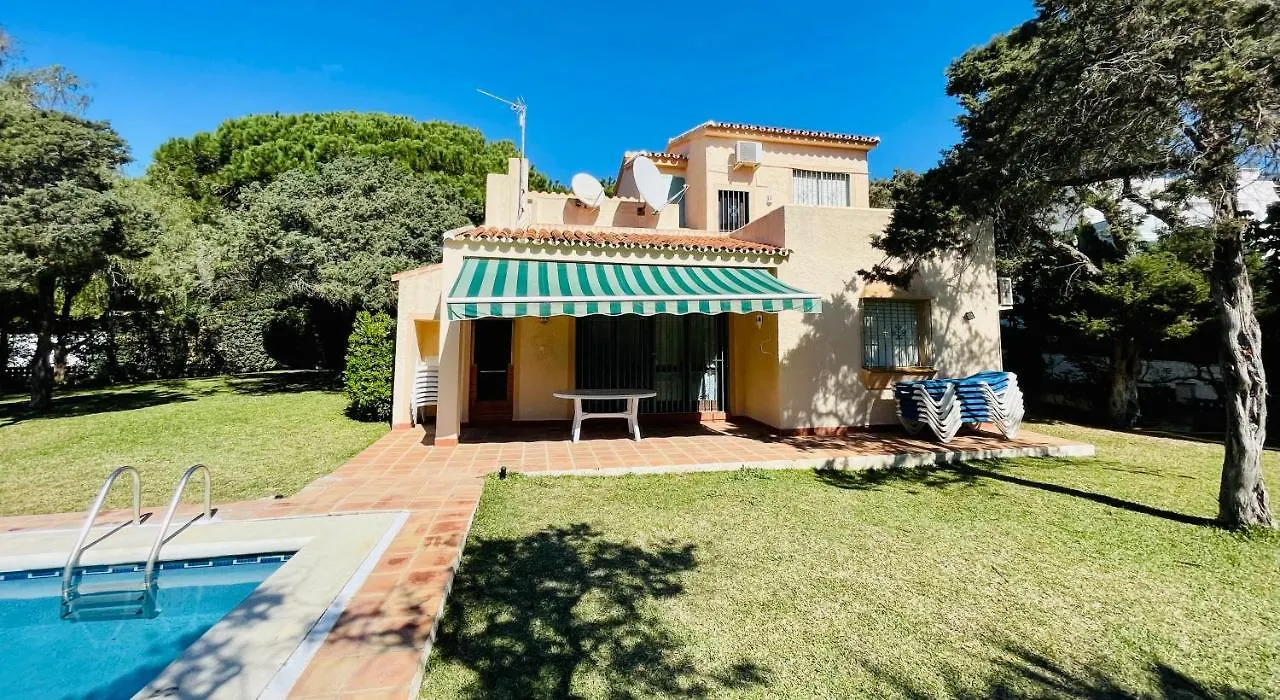 Marbella Villas 0*,